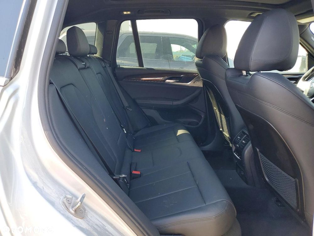 BMW X3 xDrive20i GPF Luxury Line - 11