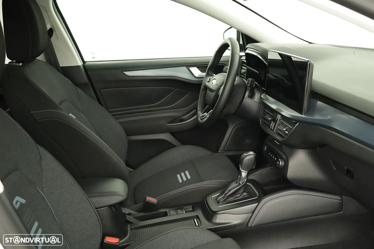 Ford Focus - 22