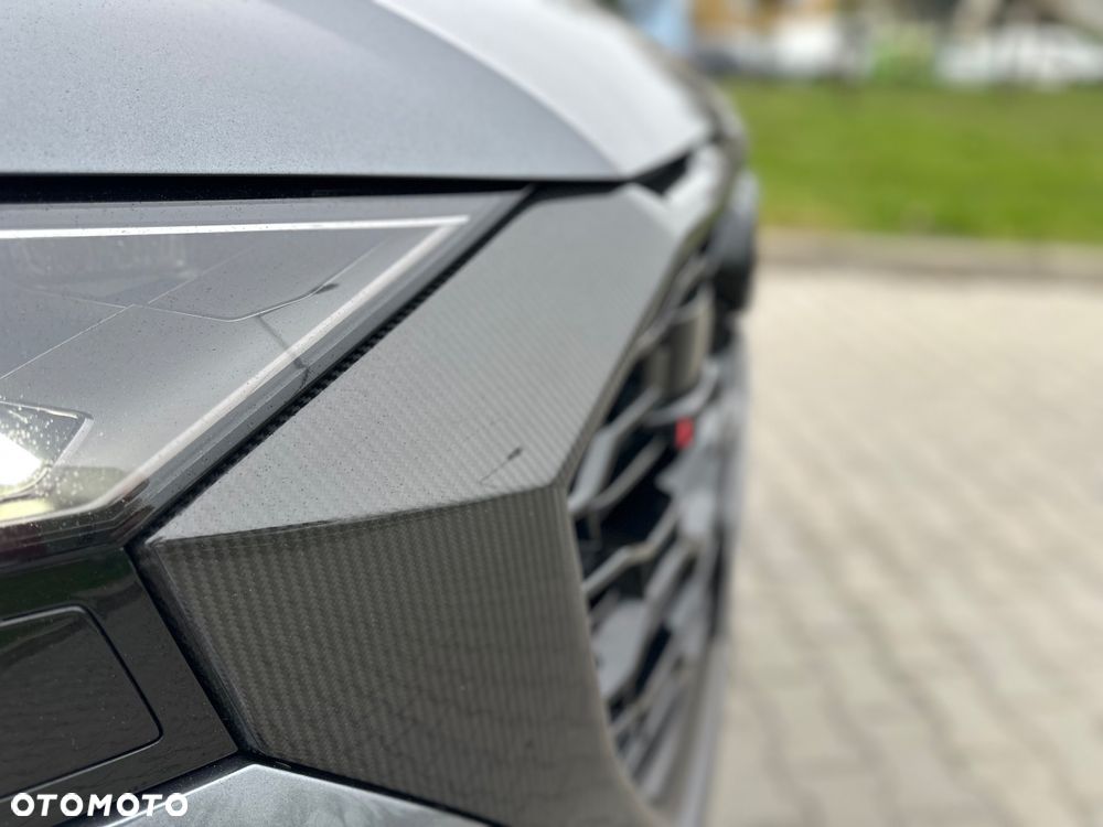Audi RS Q8 - 9