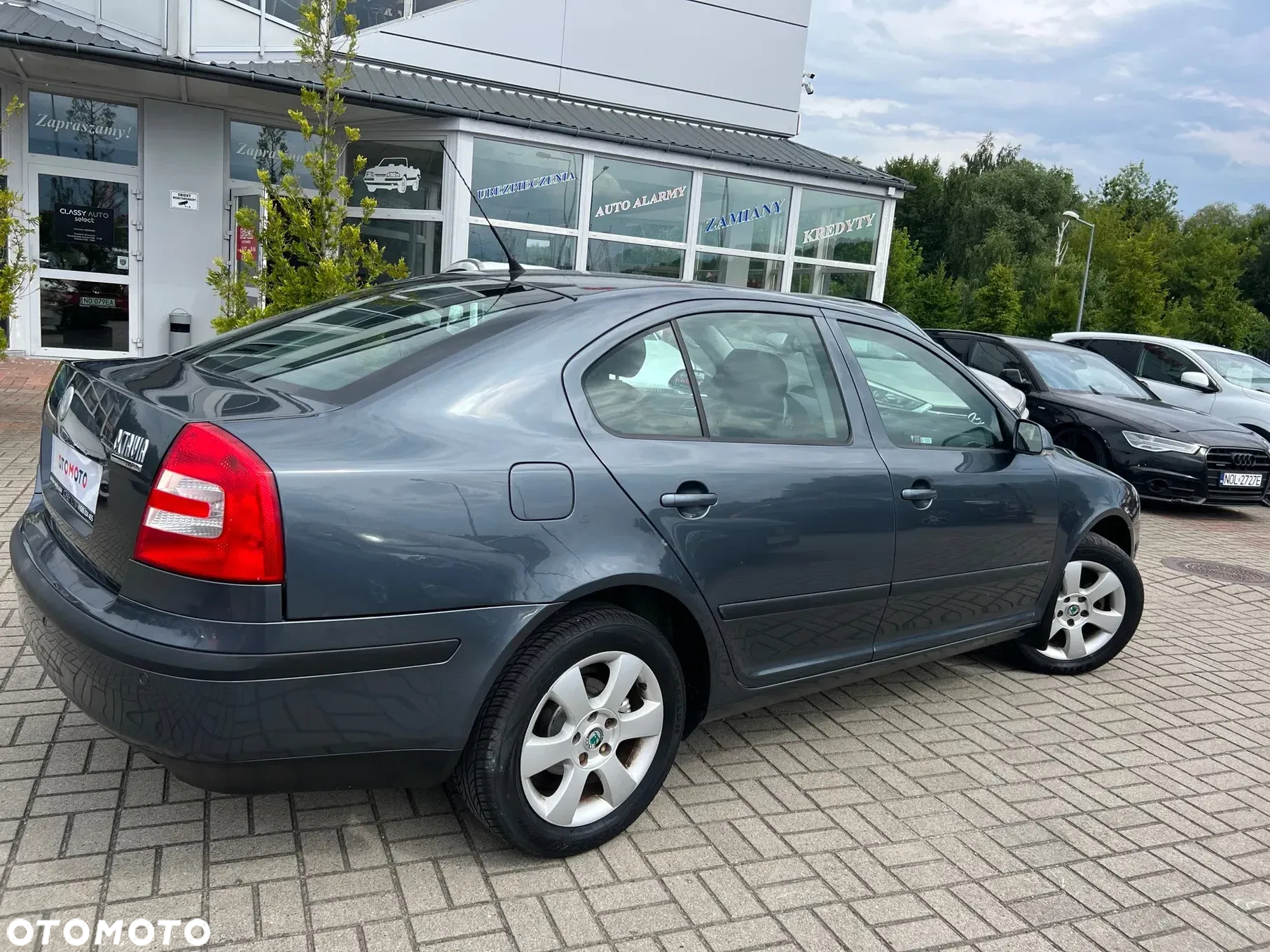 Skoda Octavia 1.6 Elegance - 4