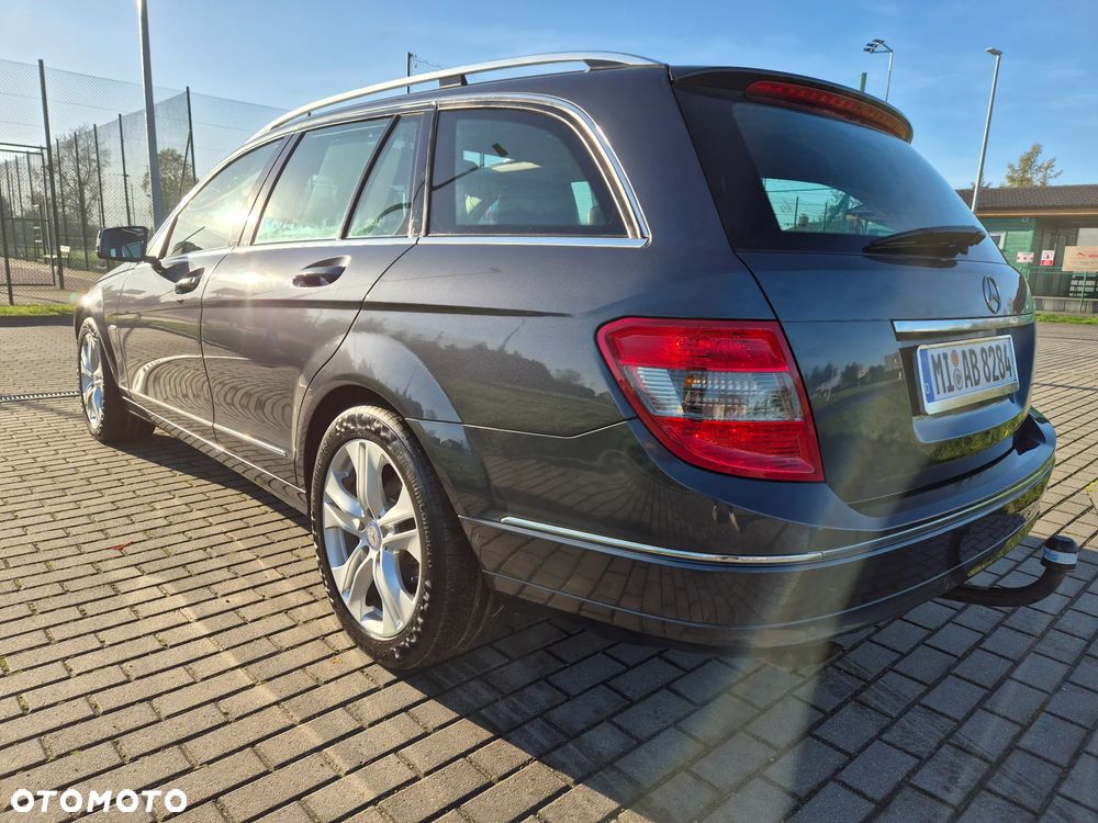 Mercedes-Benz Klasa C 180 T Kompressor Automatik BlueEFFICIENCY Avantgarde - 15