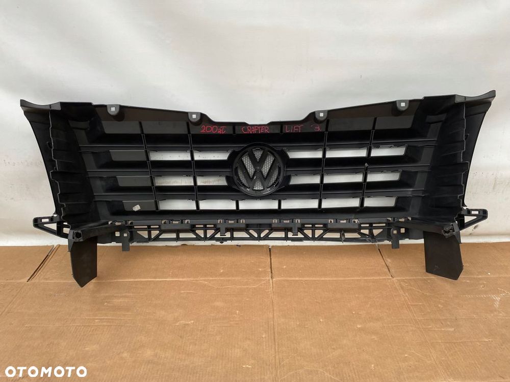 VW CRAFTER LIFT 2011- ATRAPA GRILL EMBLEMAT CHROM ORYGINALNA 2E0853653 - 9