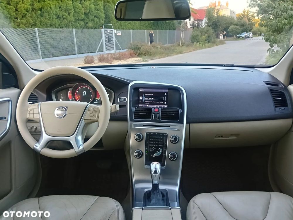 Volvo XC 60 3.2 AWD Summum - 23