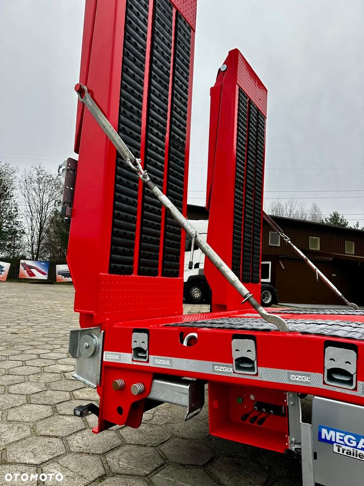 Inny 3 OSIOWA NISKOPODWOZIOWA Z TWARDYM POKŁADEM! NAJAZDY HYDRAULICZNE, OŚ SKRĘTNA - OŚ PODNOSZONA - 7