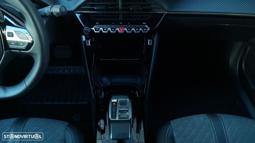Peugeot e-2008 54 kWh Allure - 34
