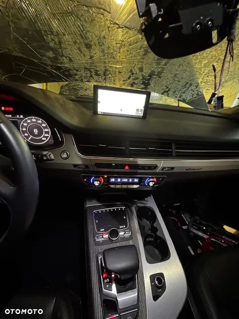Audi Q7 e-tron 3.0 TDI Quattro Tiptr - 32