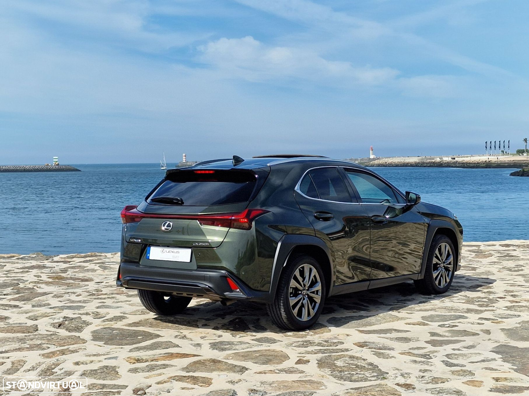 Lexus ux-250h Sport (Ecrã 12.3) - 8