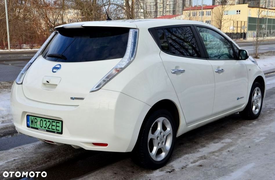 Nissan Leaf 24 kWh (mit Batterie) Visia - 6