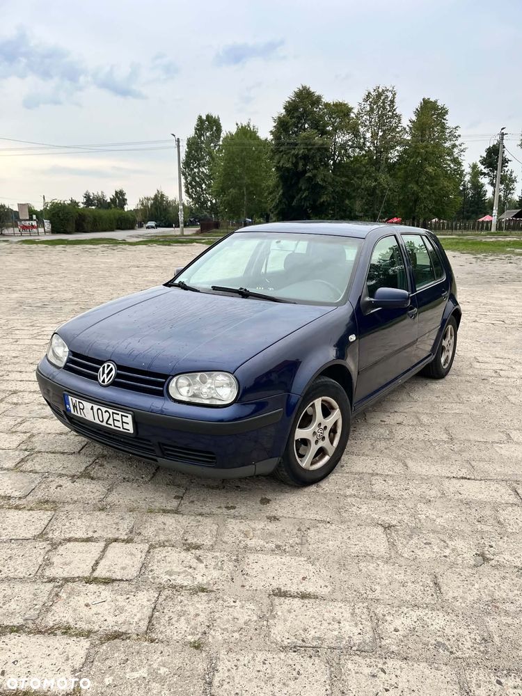 Volkswagen Golf 1.9 TDI Q - 1