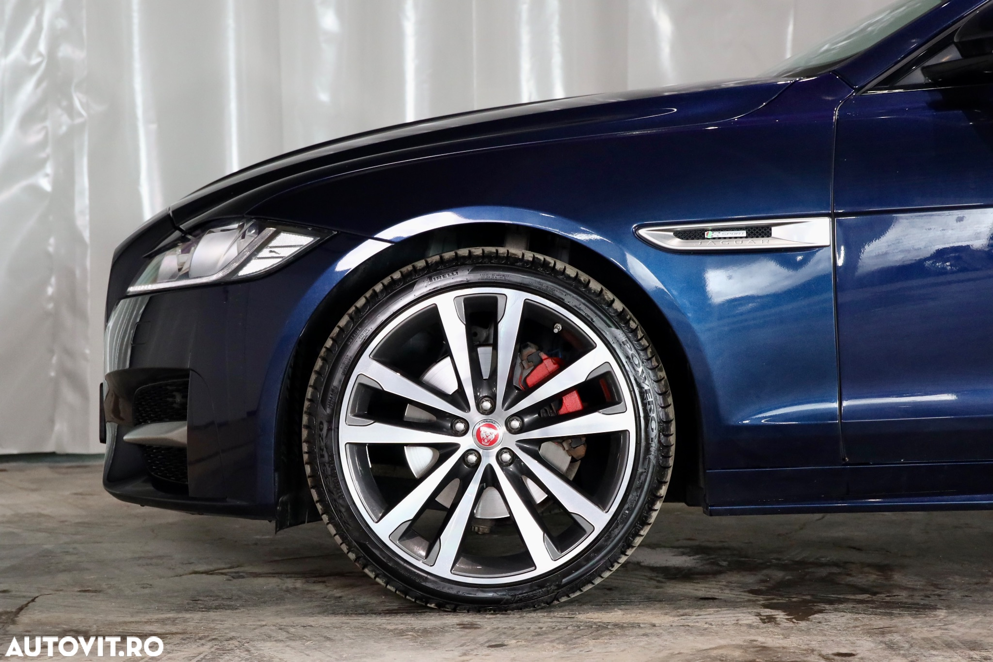 Jaguar XF 25d Aut. R-Sport - 33