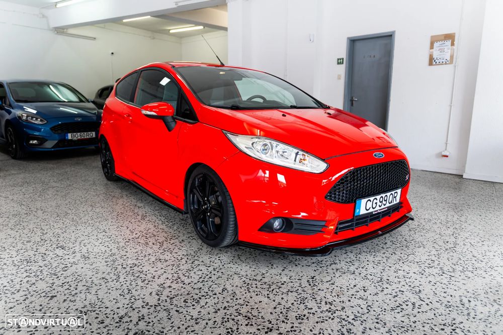 Ford Fiesta 1.6 EcoBoost ST - 3