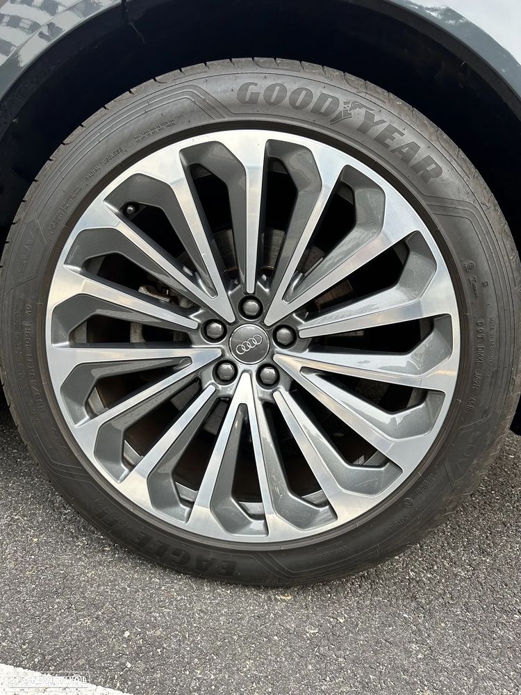 Audi e-tron 55 quattro S line - 35