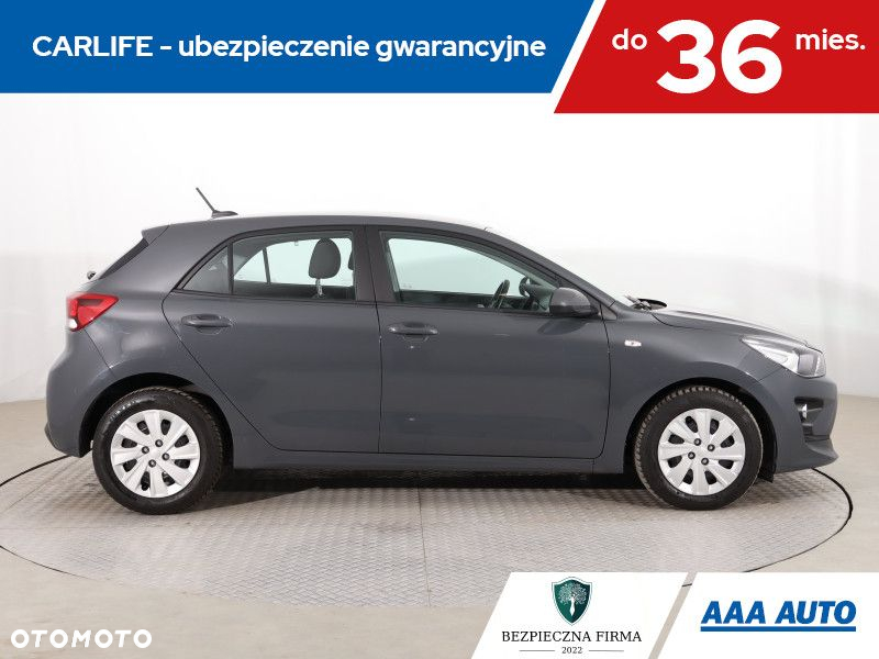 Kia Rio - 7