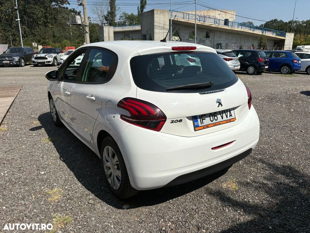 Peugeot 208 1.2 L PureTech Active - 4