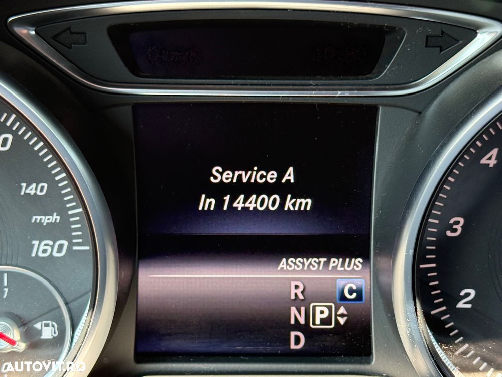 Mercedes-Benz GLA 250 7G-DCT - 17