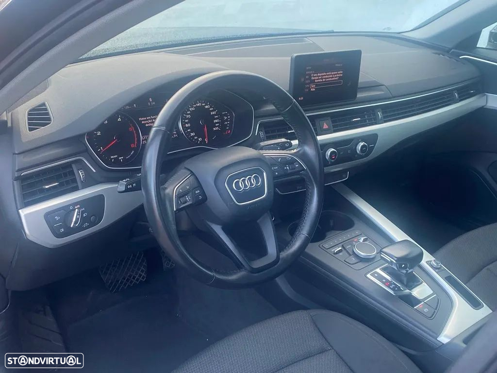 Audi A4 Avant 2.0 TDI Advance S tronic - 9