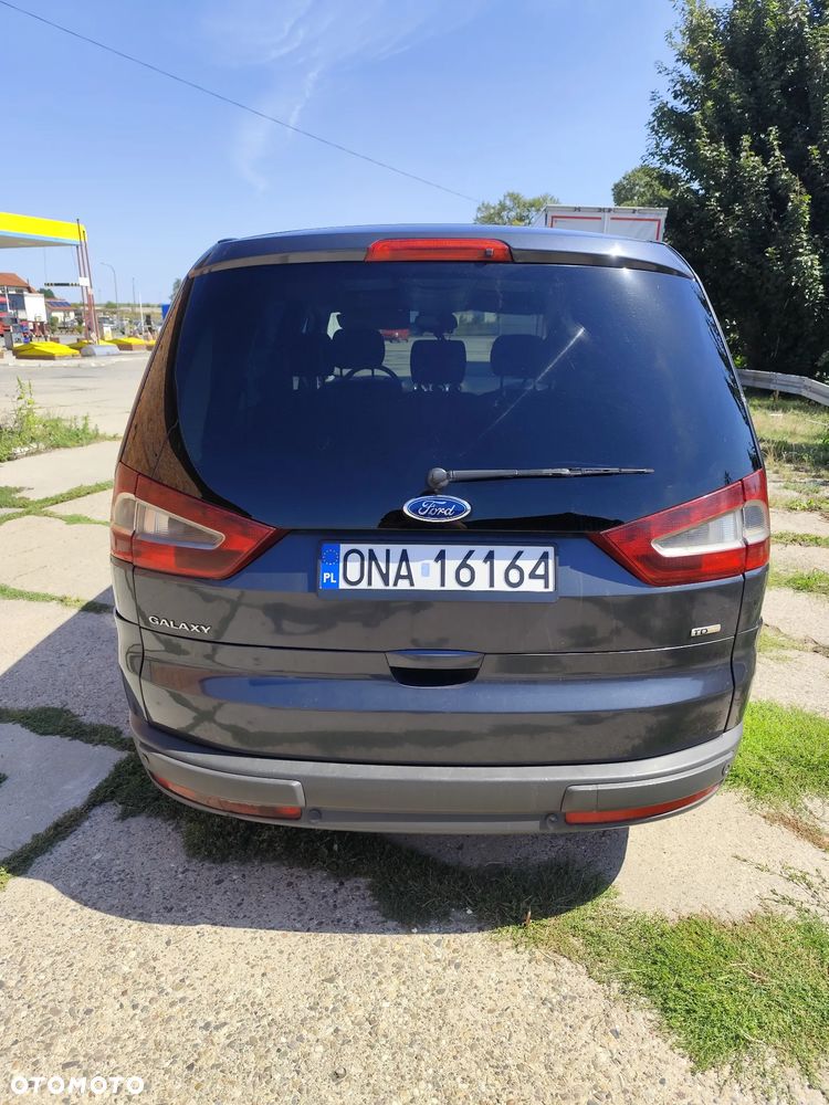 Ford Galaxy 2.0 TDCi Ghia - 6