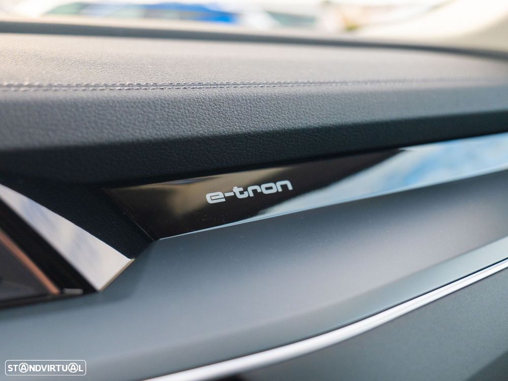 Audi Q8 e-Tron Sportback 55 quattro Advanced - 19