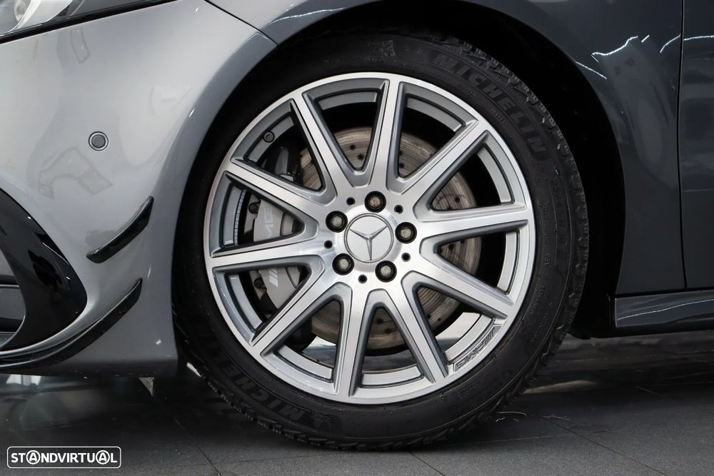 Mercedes-Benz A 45 AMG 4Matic+ Speedshift DCT 8G - 26