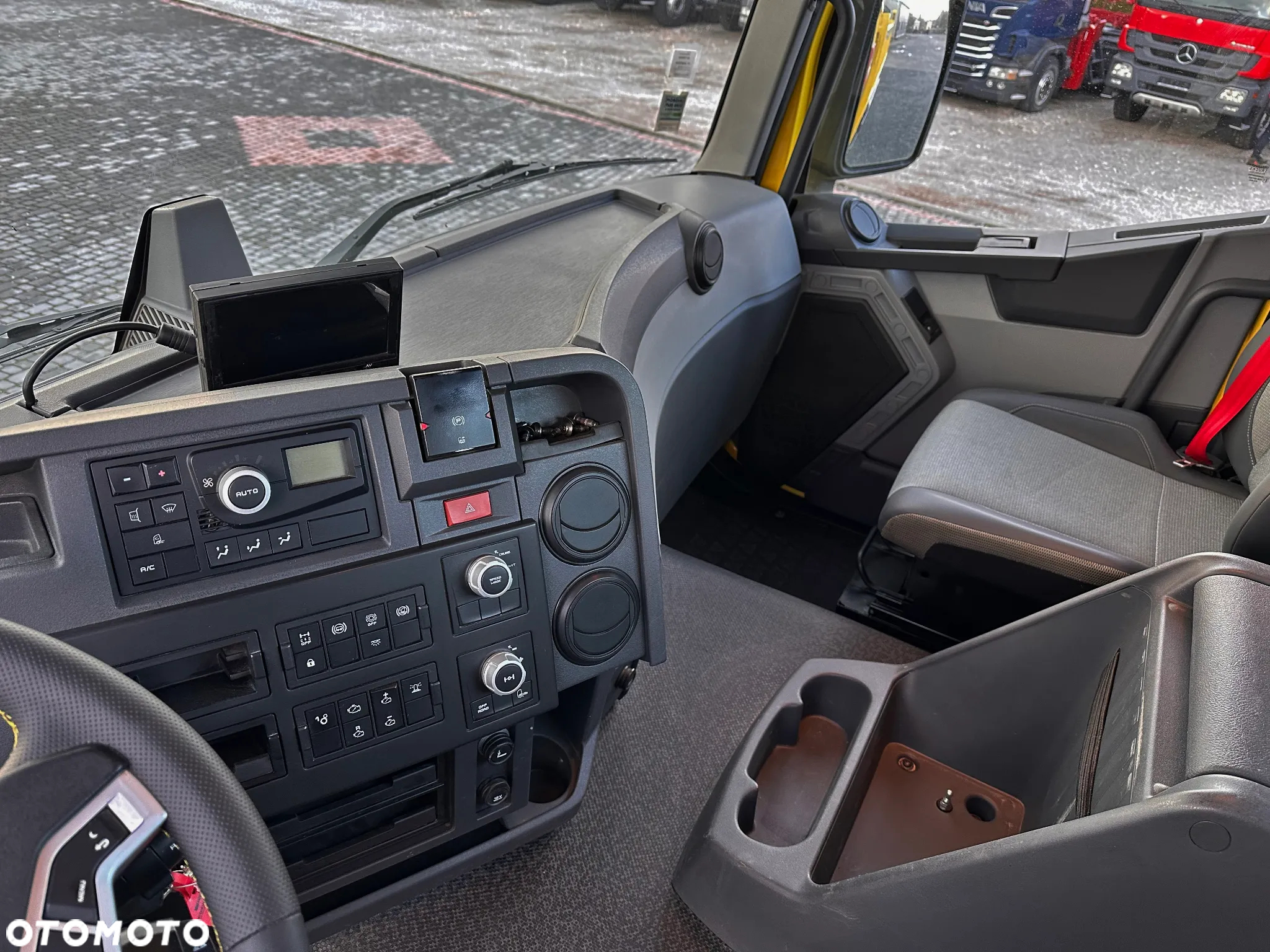 Renault K 460 PROTECT 8X4 WYWROTKA MEILLER BORDMATIC - 25