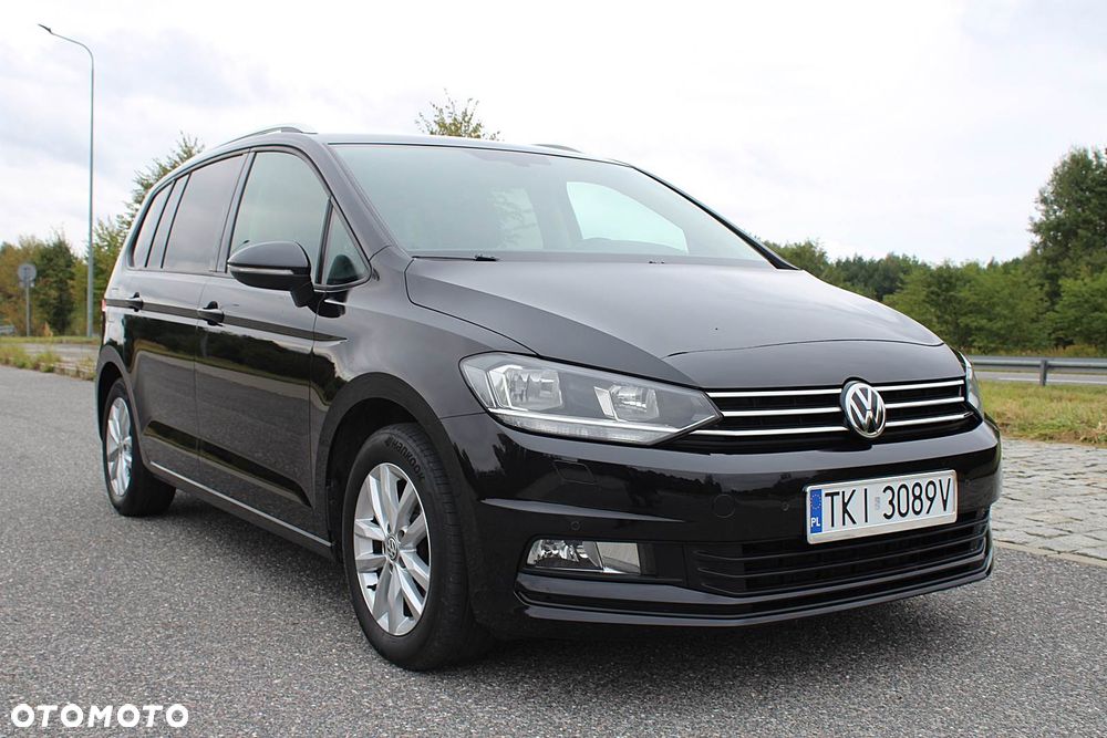 Volkswagen Touran 2.0 TDI SCR Highline - 4