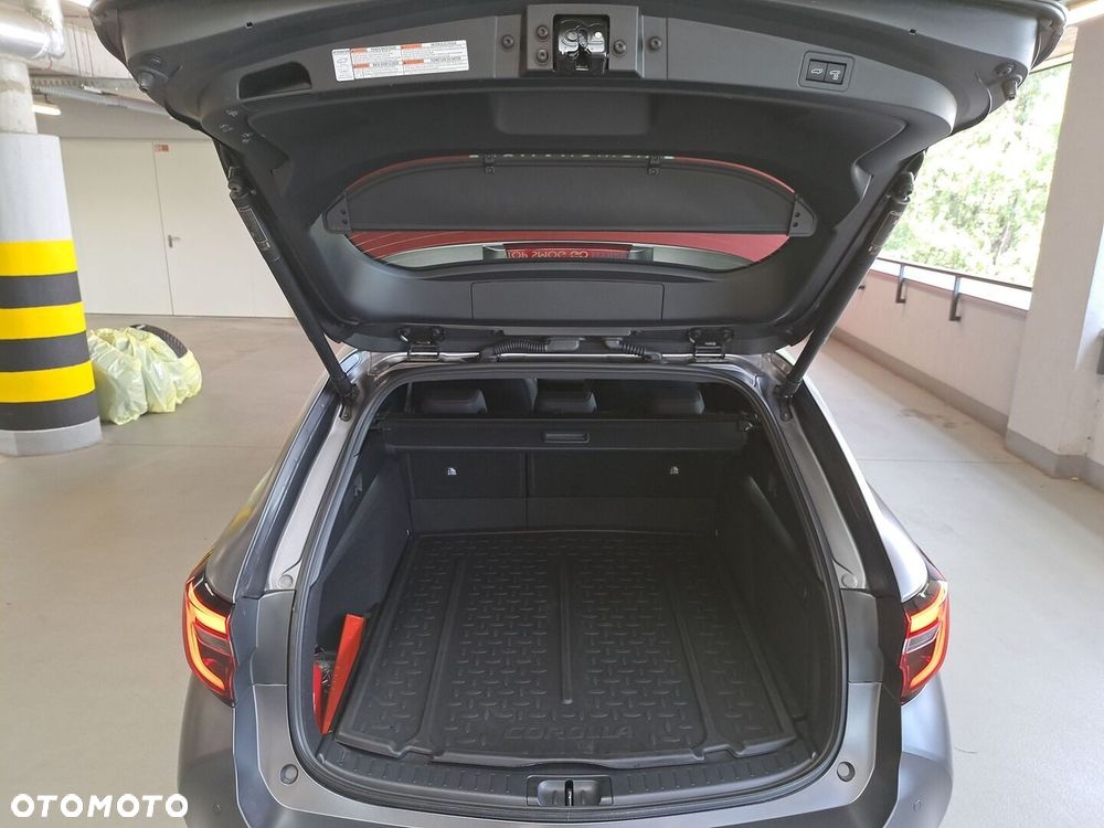 Toyota Corolla 2.0 Hybrid GR Sport - 14