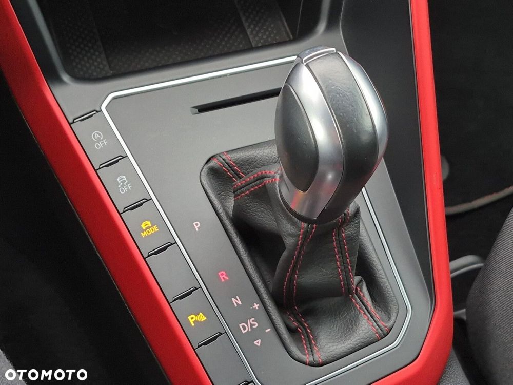 Volkswagen Polo 2.0 TSI GTI DSG - 19