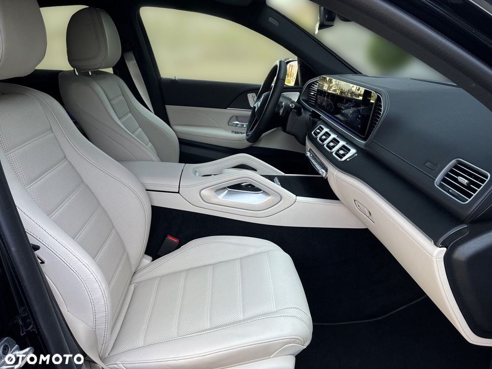 Mercedes-Benz GLE - 13