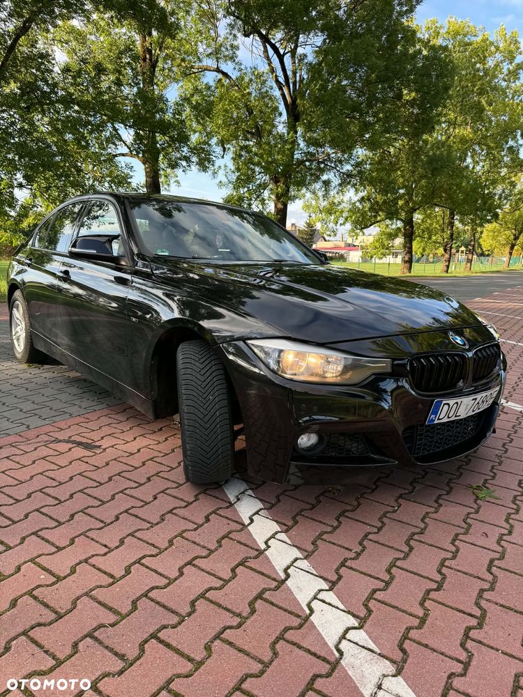 BMW Seria 3 318d Sport Line - 1