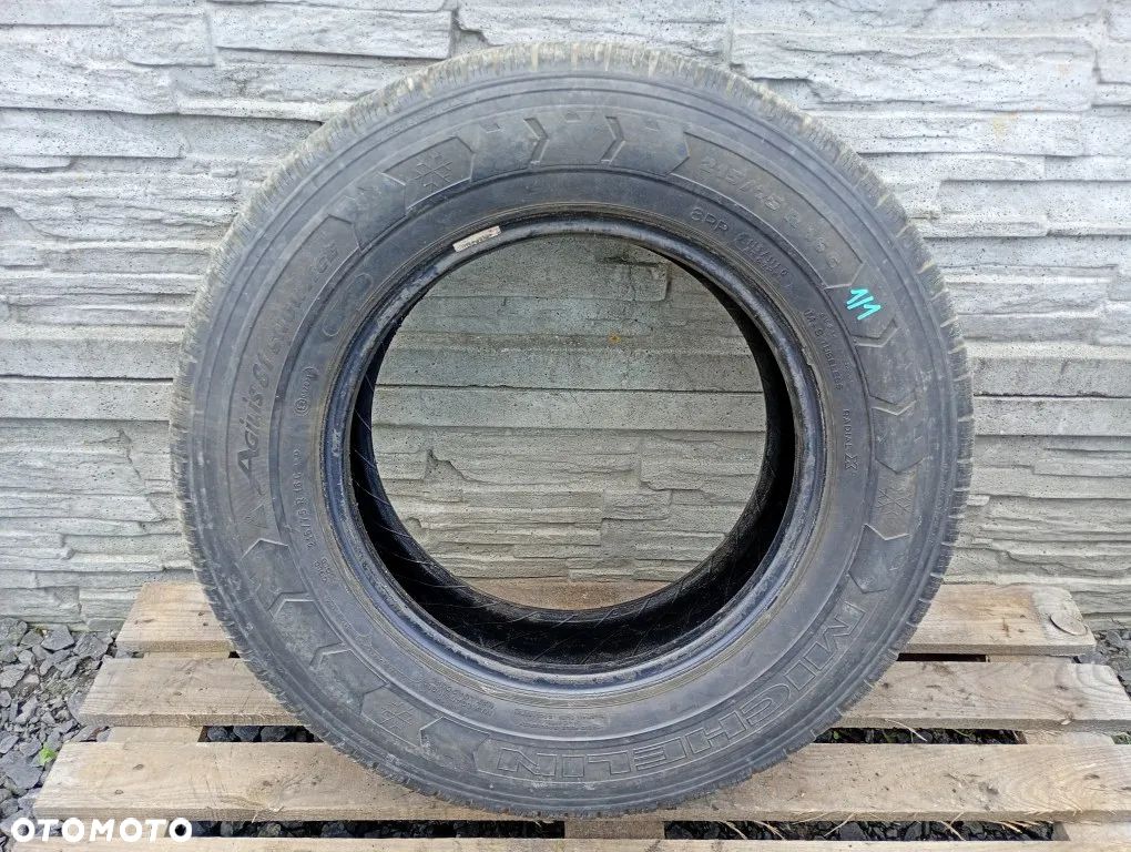 Opona Zimowa Michelin Agilis 81 Snow.Ice 215/75R16C 113/111Q 8.7MM - 1