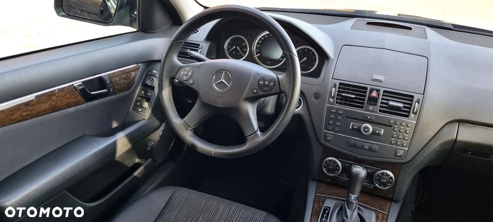 Mercedes-Benz Klasa C 180 Kompressor Automatik Elegance - 3
