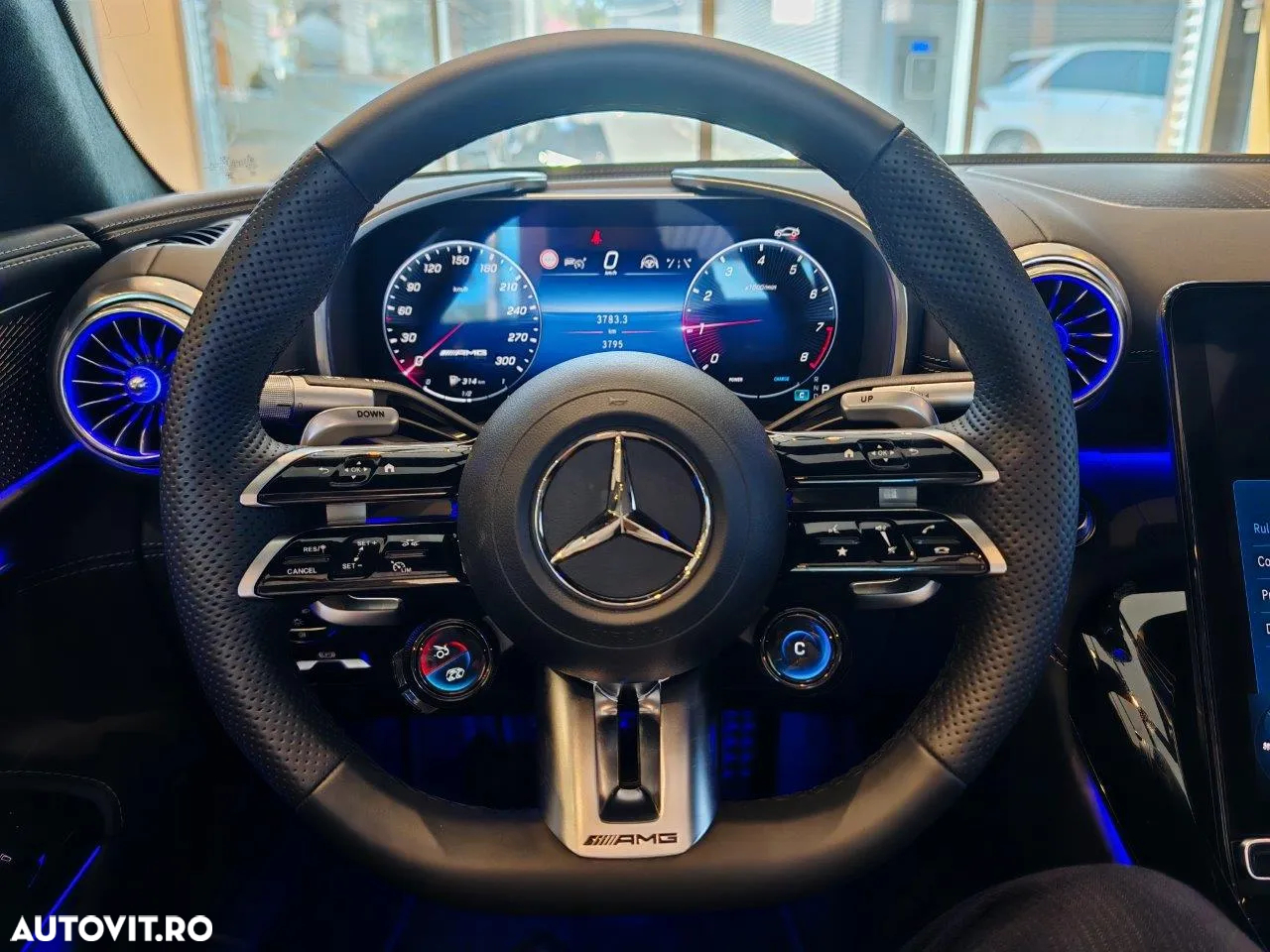 Mercedes-Benz SL AMG 43 MHEV - 12