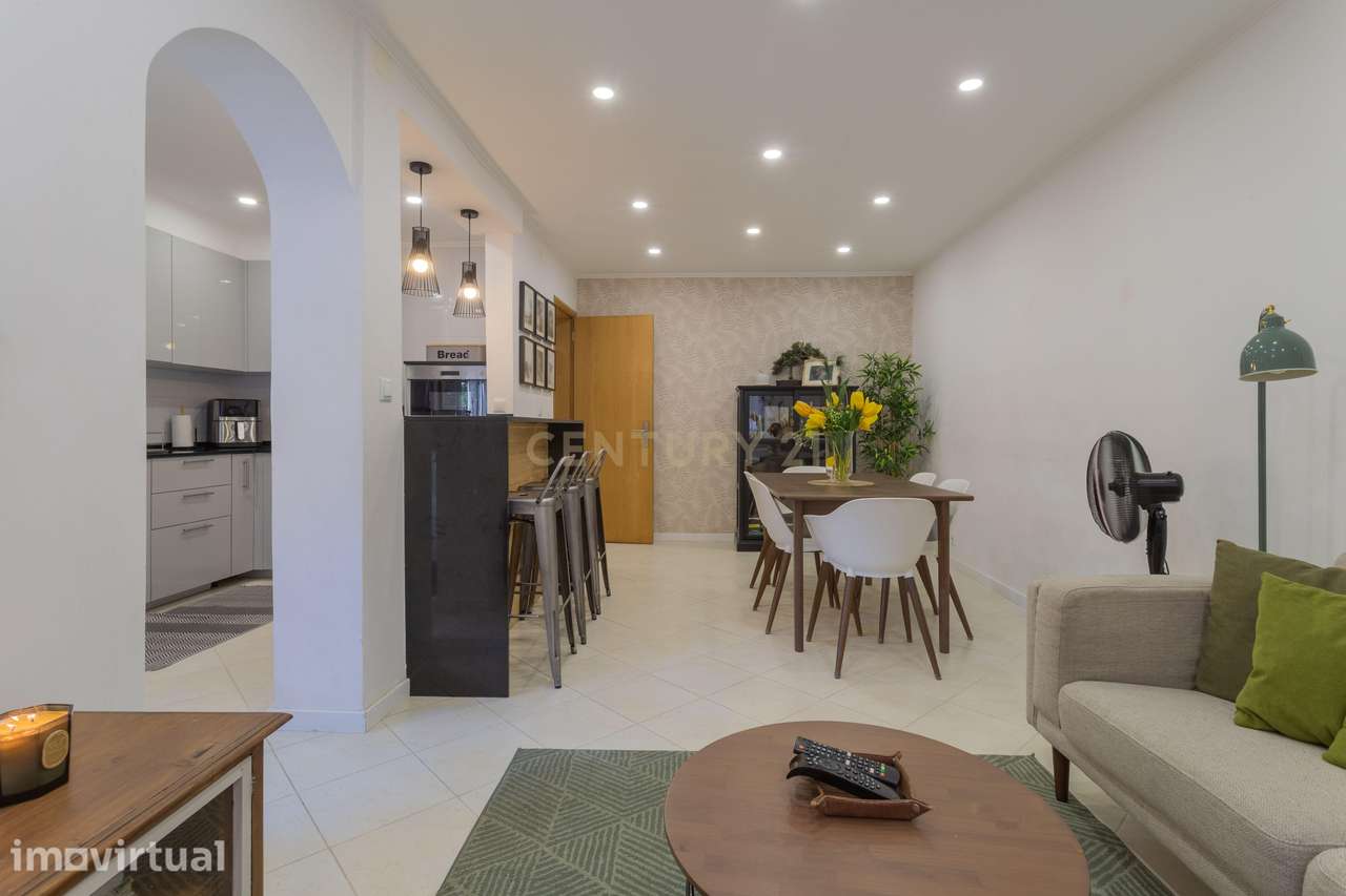 Apartamento Remodelado em Corroios, Seixal T3 + 3,  garagem e Terraço - Grande imagem: 5/50
