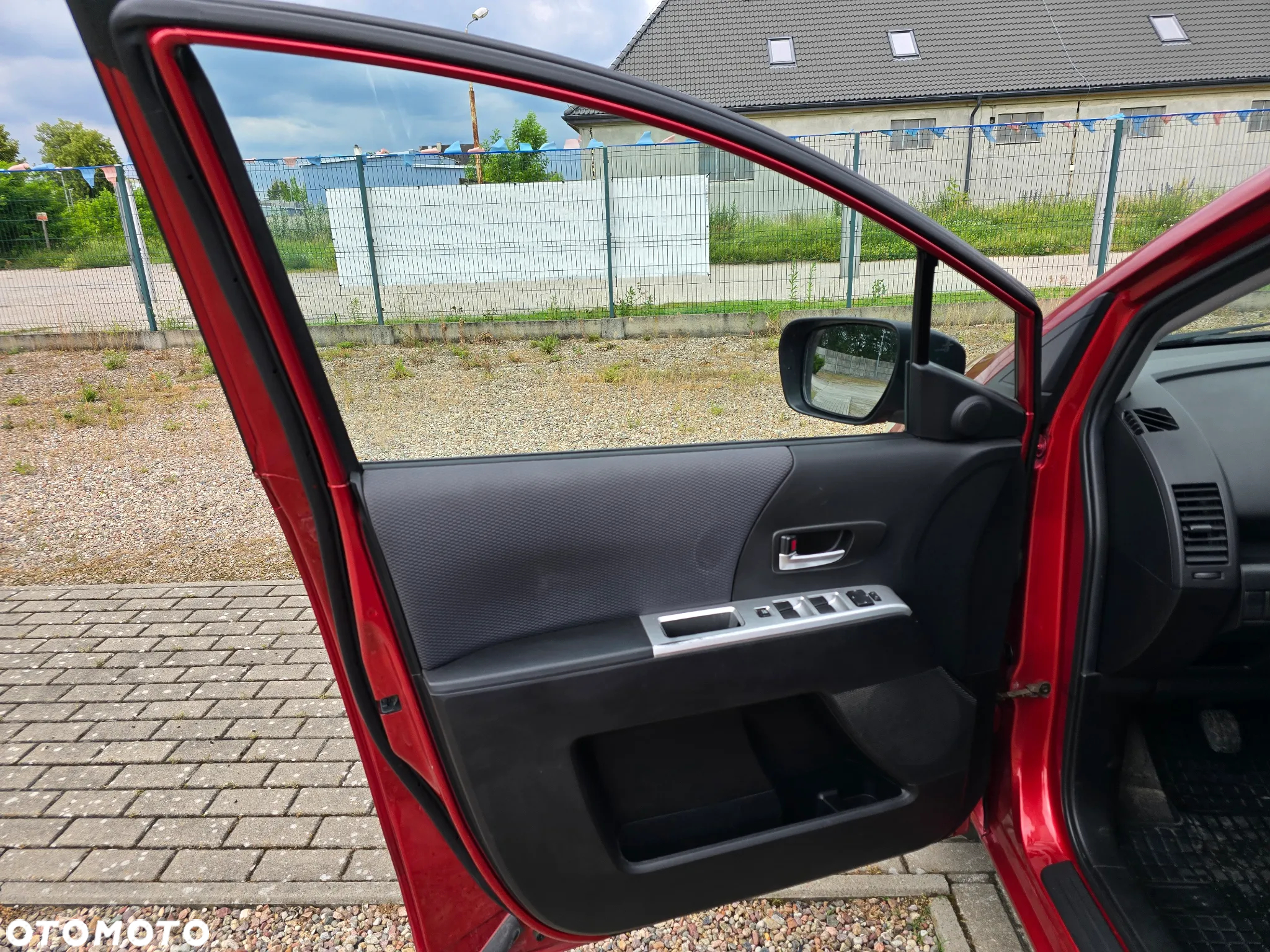 Mazda 5 2.0 Exclusive + - 16