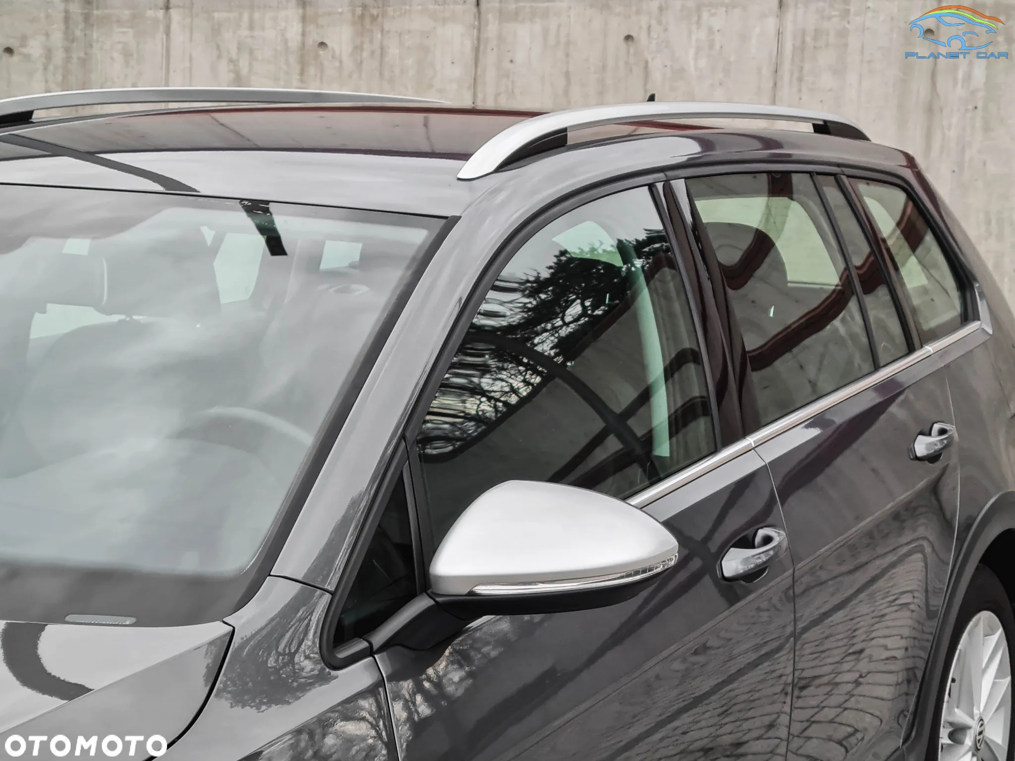 Volkswagen Golf - 6