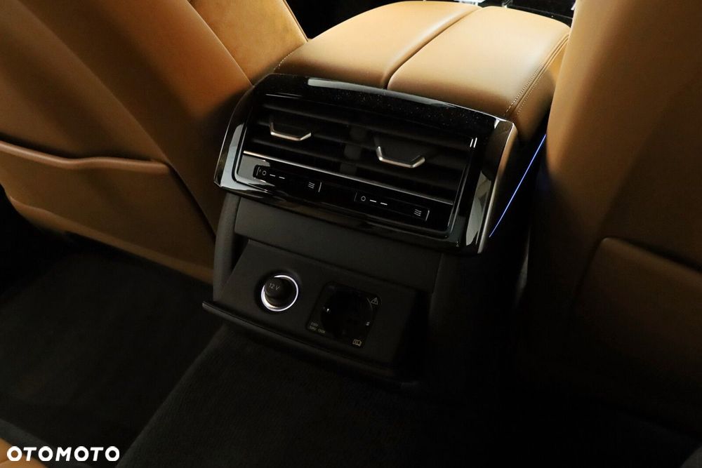 Audi A8 55 TFSI mHEV Quattro Tiptr - 15