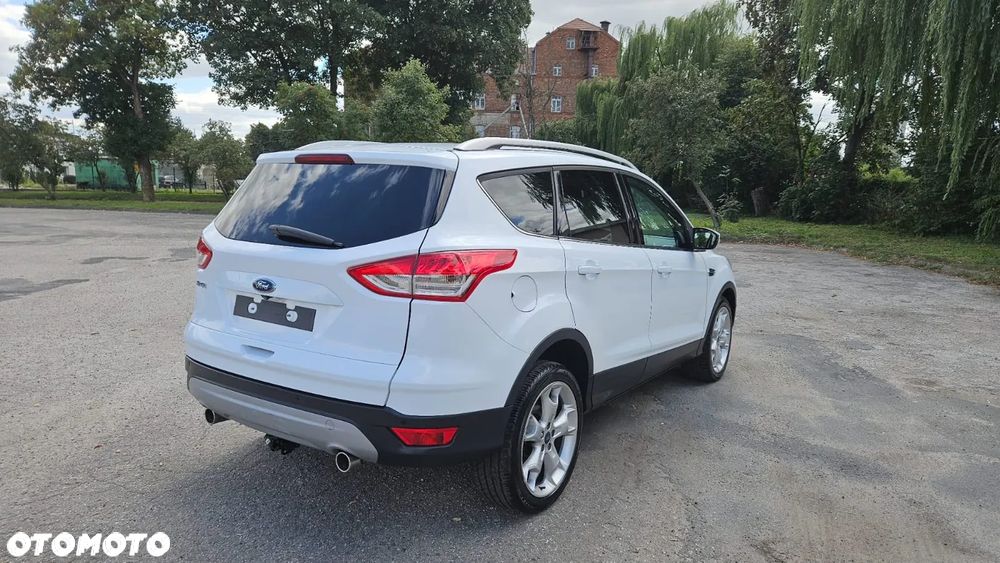 Ford Kuga - 12