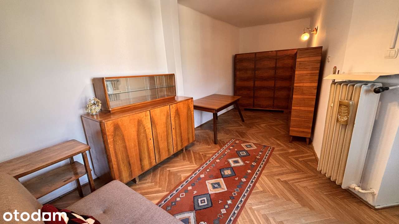 Duże mieszkanie z dwoma osobnymi pokojami i osobną kuchnią