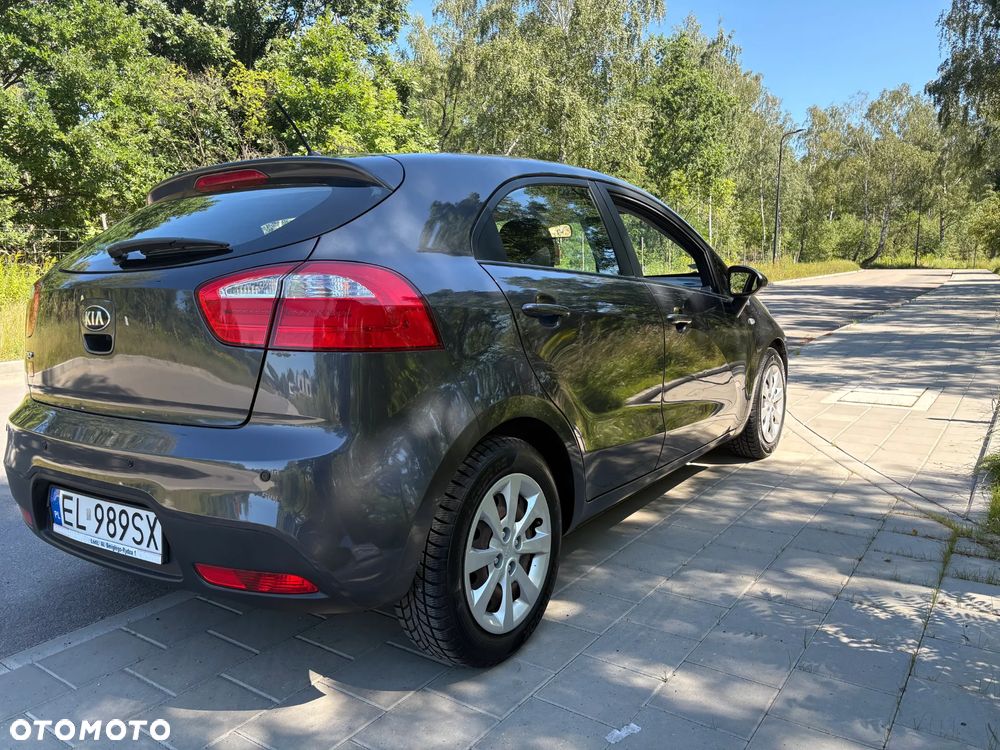 Kia Rio 1.4 L - 2