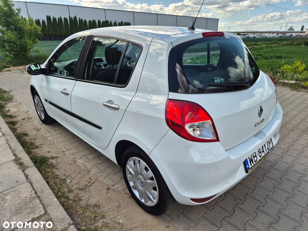 Renault Clio 1.5 dCi Authentique - 25
