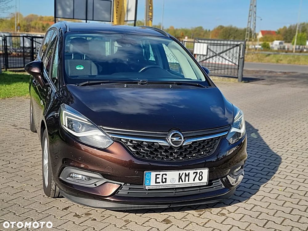 Opel Zafira - 11