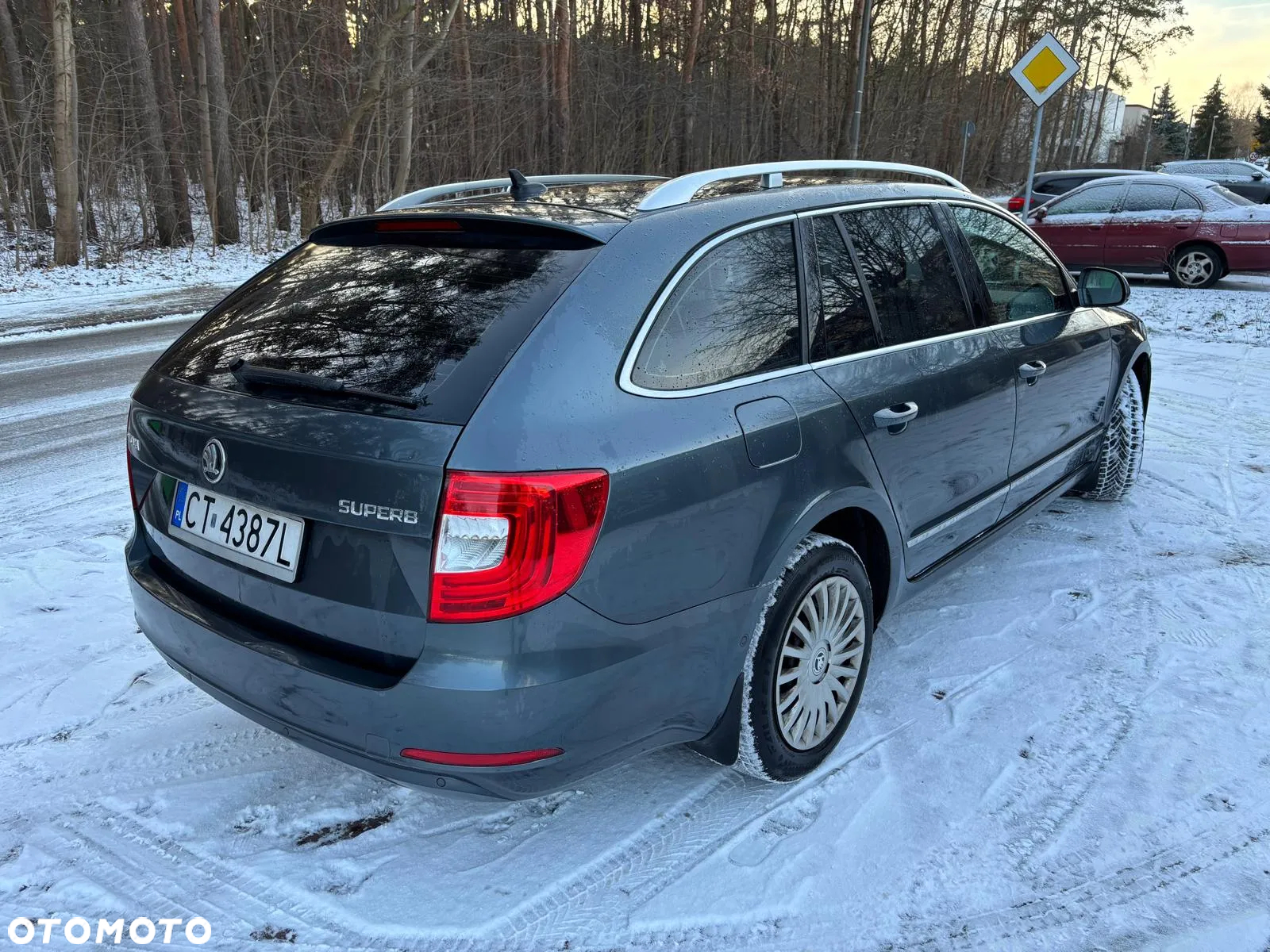 Skoda Superb 1.8 TSI Elegance DSG - 5