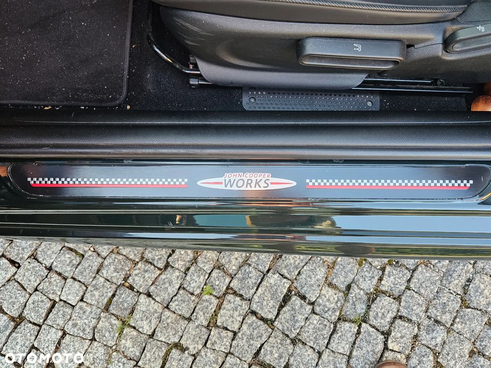 MINI John Cooper Works - 22