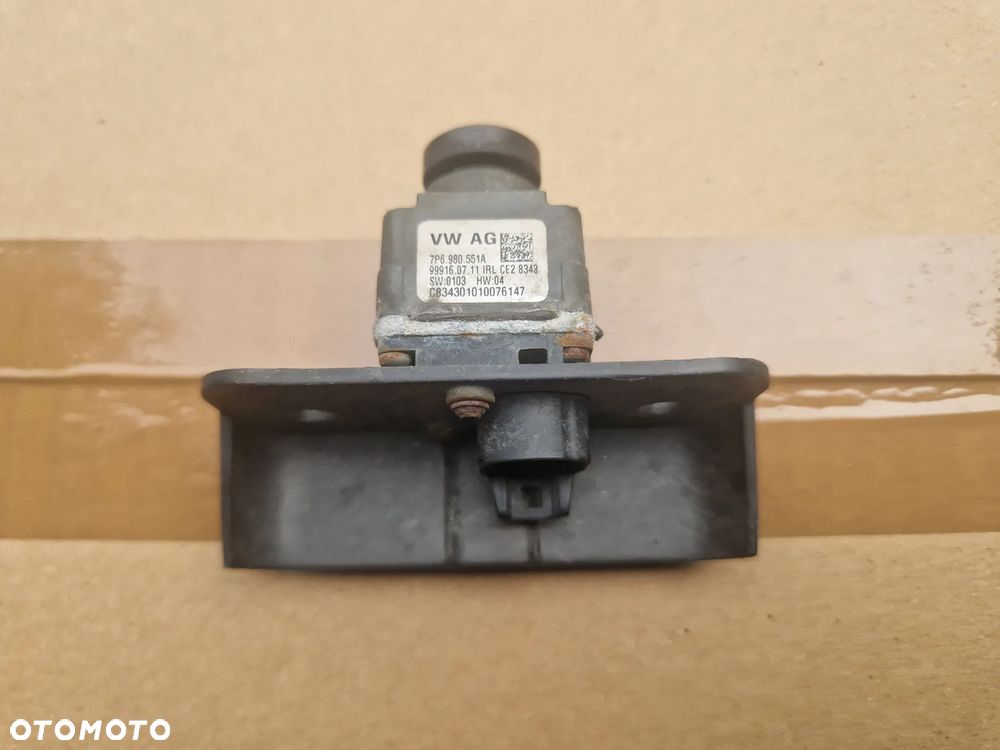 Volkswagen Touareg II Kamera Zderzaka Przedniego 7P6980551A