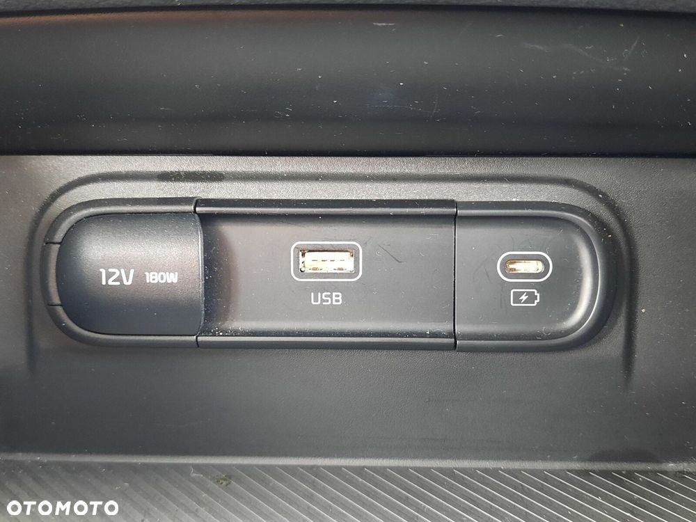 Kia Sportage 1.6 T-GDI M 2WD DCT - 24