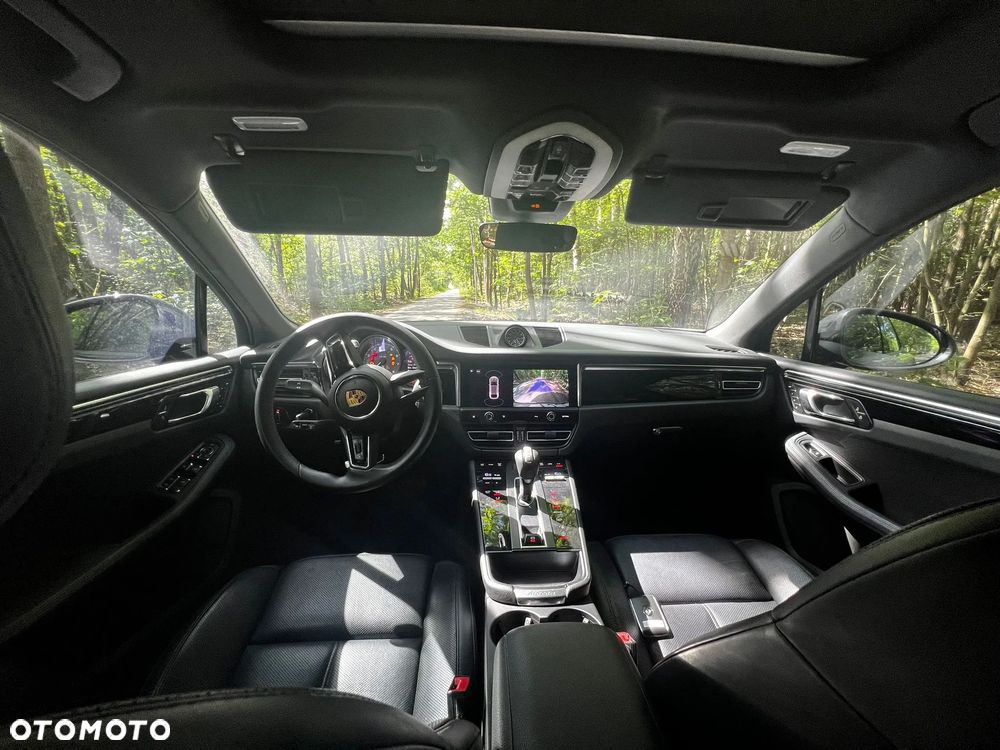 Porsche Macan - 2