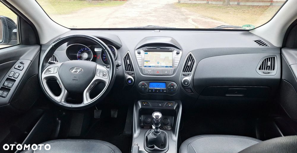 Hyundai ix35 1.6 2WD Fifa World Cup Edition - 23