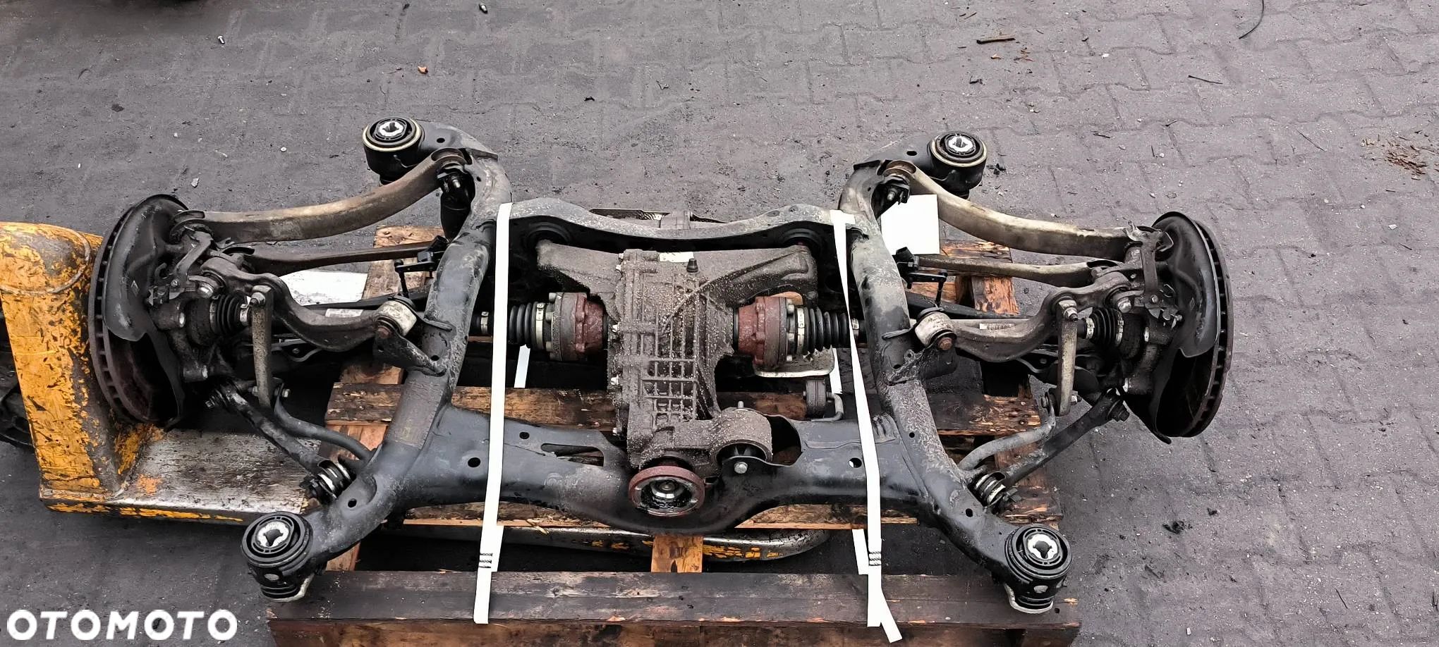 Zawieszenie tylne / Komplet belka sanki  4N0505235AE dyferencjał 0G2500043D Audi A8 D5 4N 2018 TFSI - 1