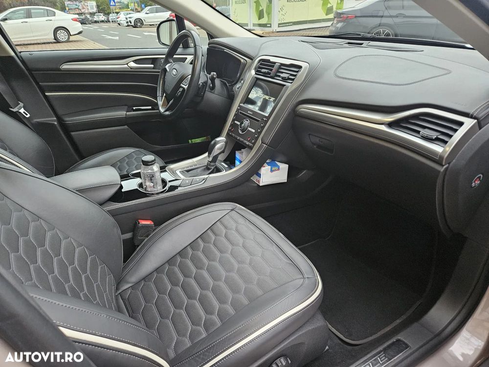 Ford Mondeo Vignale 2.0 TDCi Powershift AWD - 10