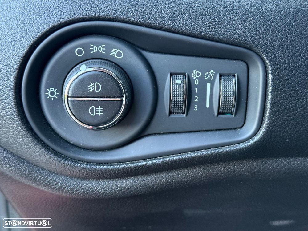 Jeep Renegade 1.0 T Longitude - 35